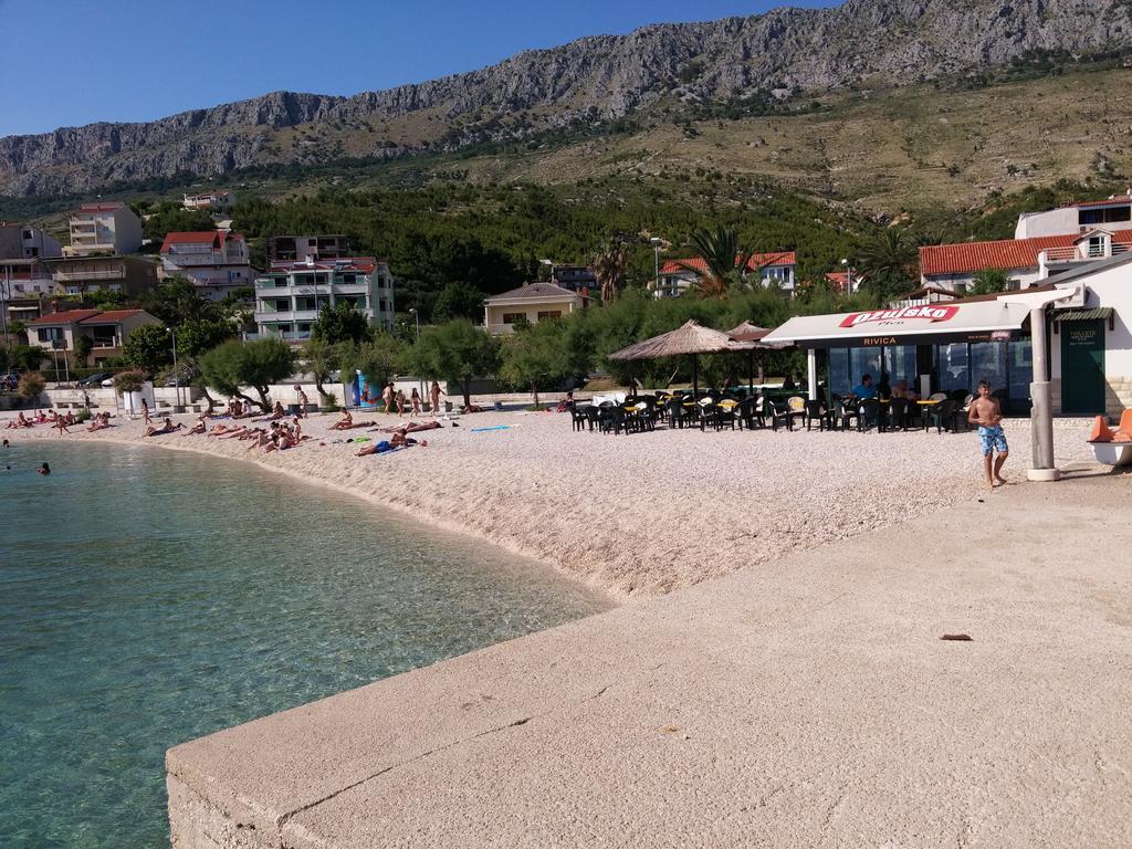 Pia Apartment Dugi Rat Ruang foto
