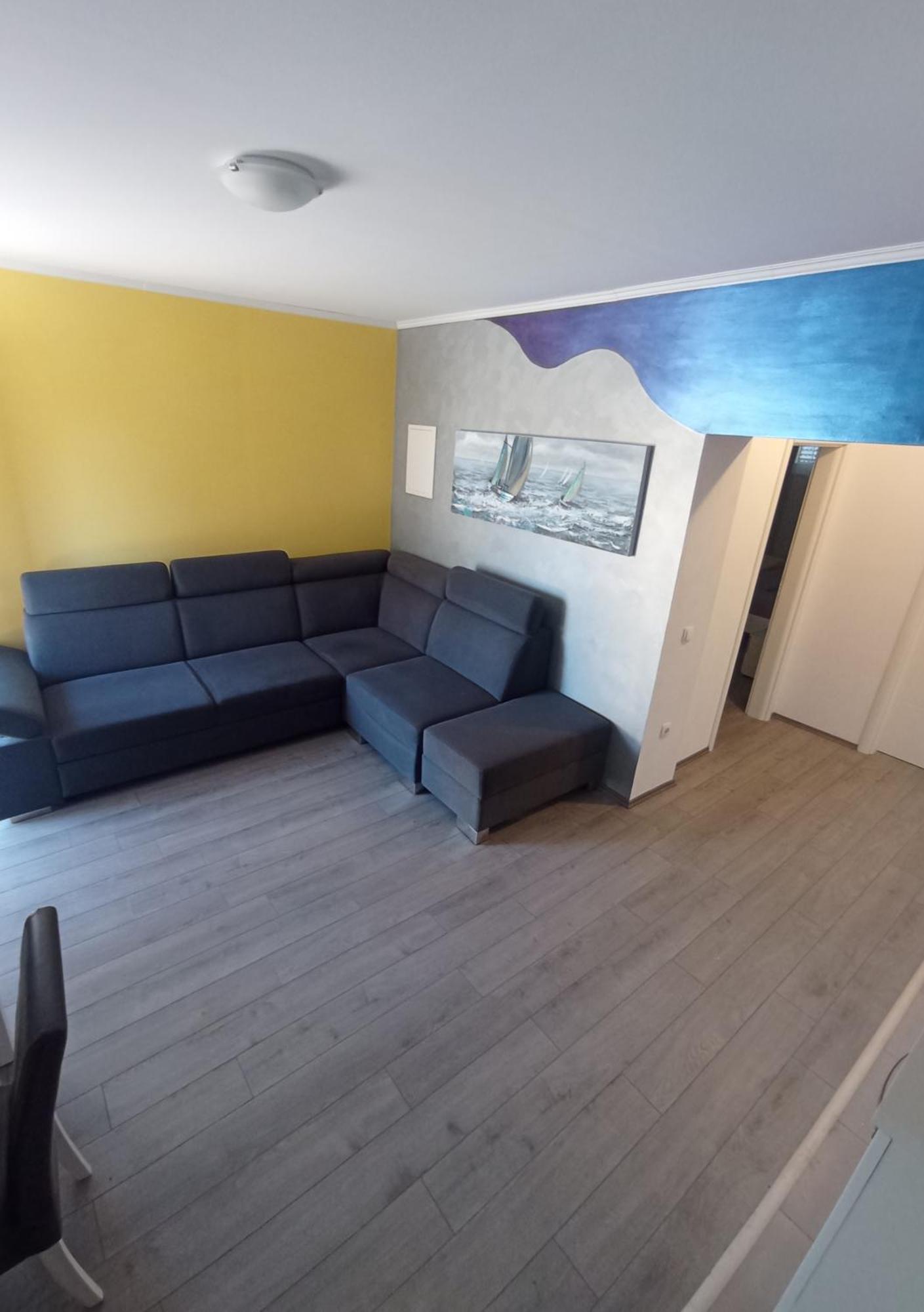 Pia Apartment Dugi Rat Bagian luar foto