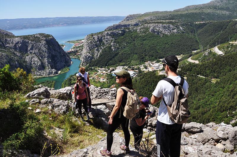 Pia Apartment Dugi Rat Bagian luar foto